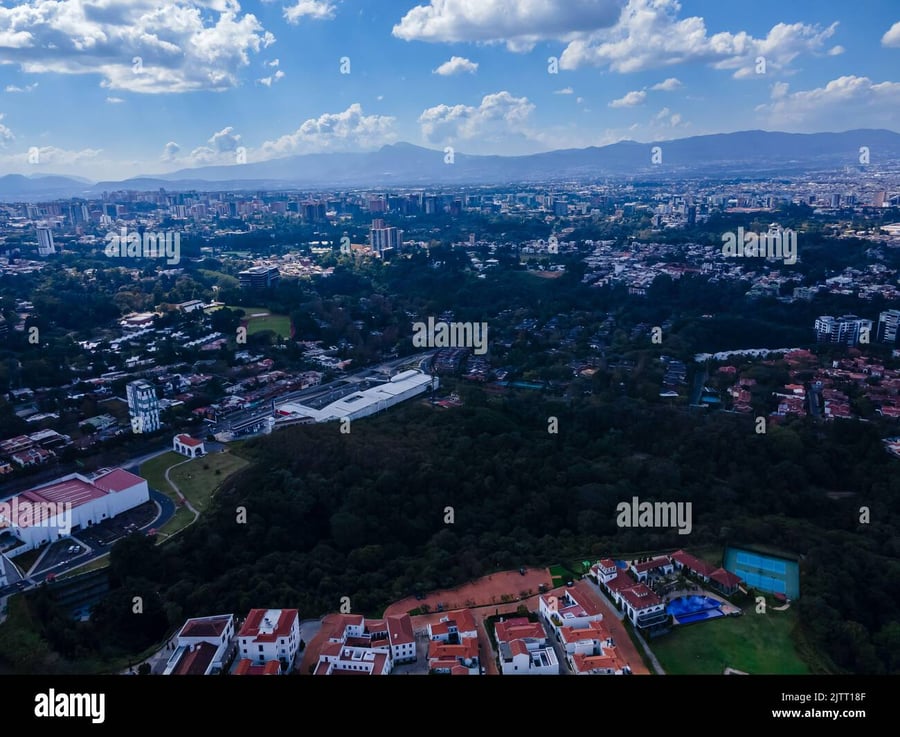 Plaza Del Sur - Gallery Photo 4