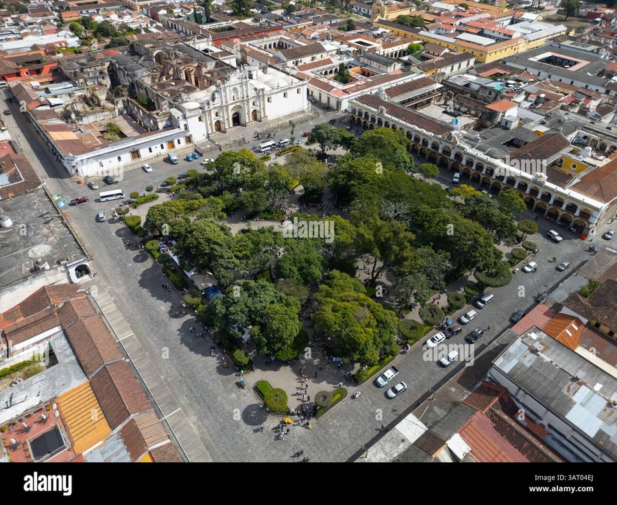 Plaza Antigua Guatemala - Gallery Photo 5
