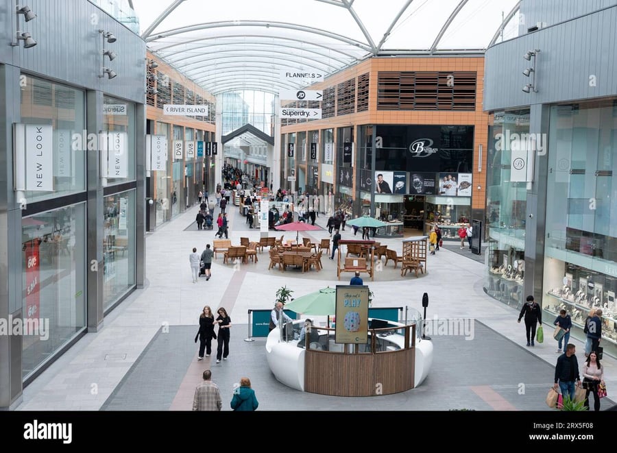 Plaza Livingston - Gallery Photo 3