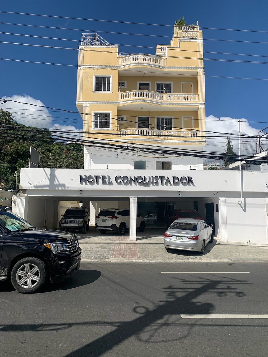 Plaza Bani - Gallery Photo 4