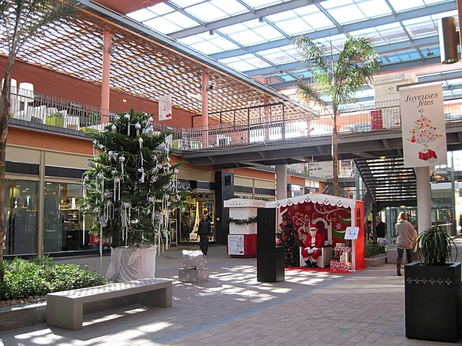 Al Mazar Mall - Gallery Photo 4