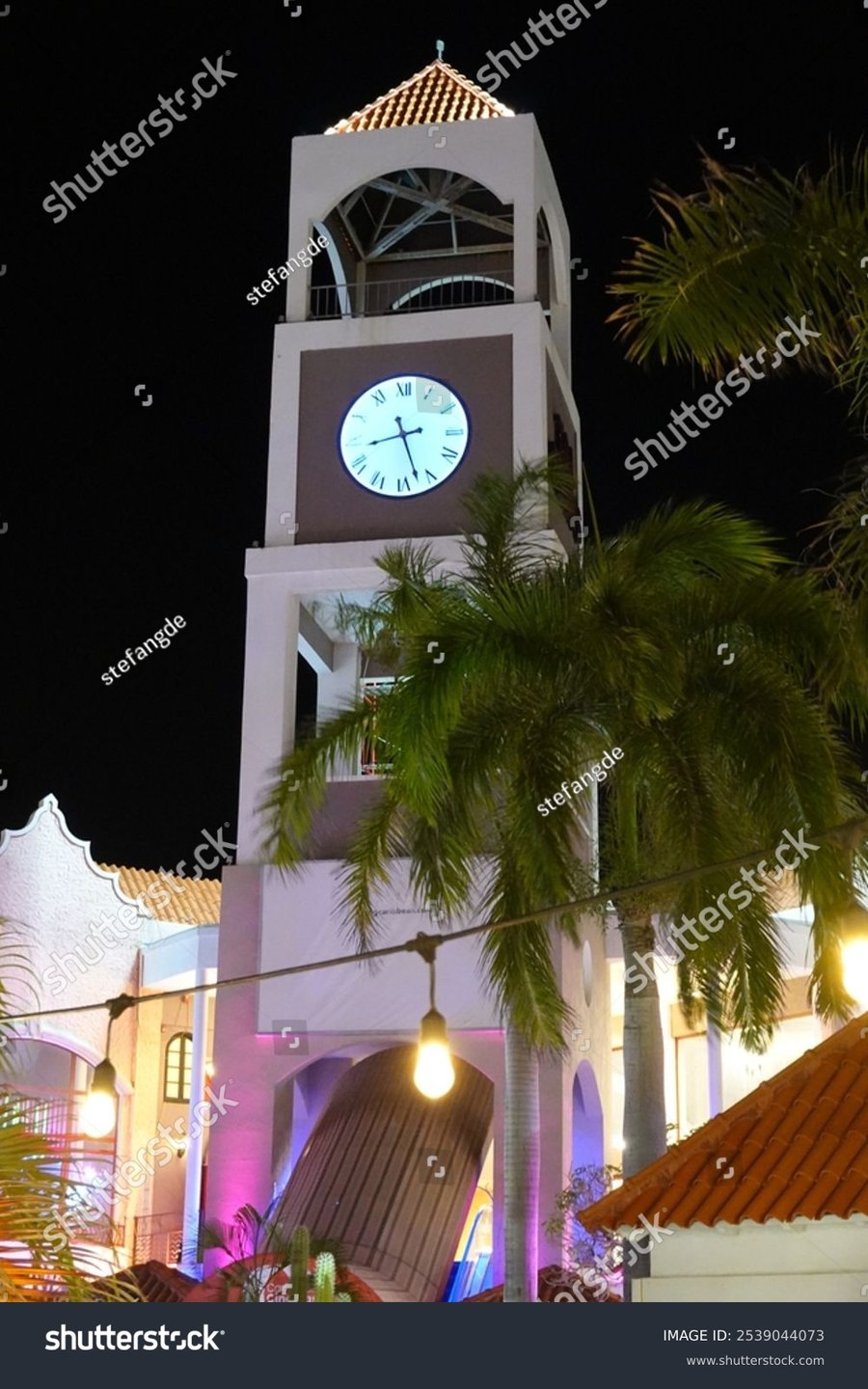 Palm Beach Plaza - Gallery Photo 5