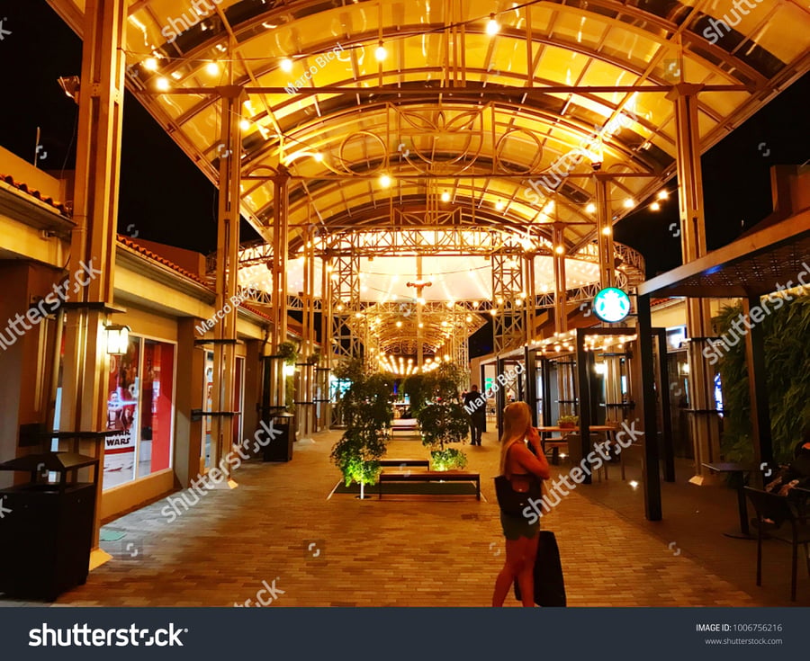 The Village Shopping Mall - Gallery Photo 2