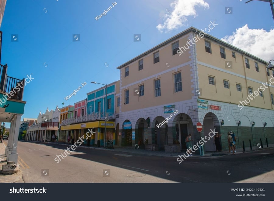 Bay Street - Gallery Photo 5