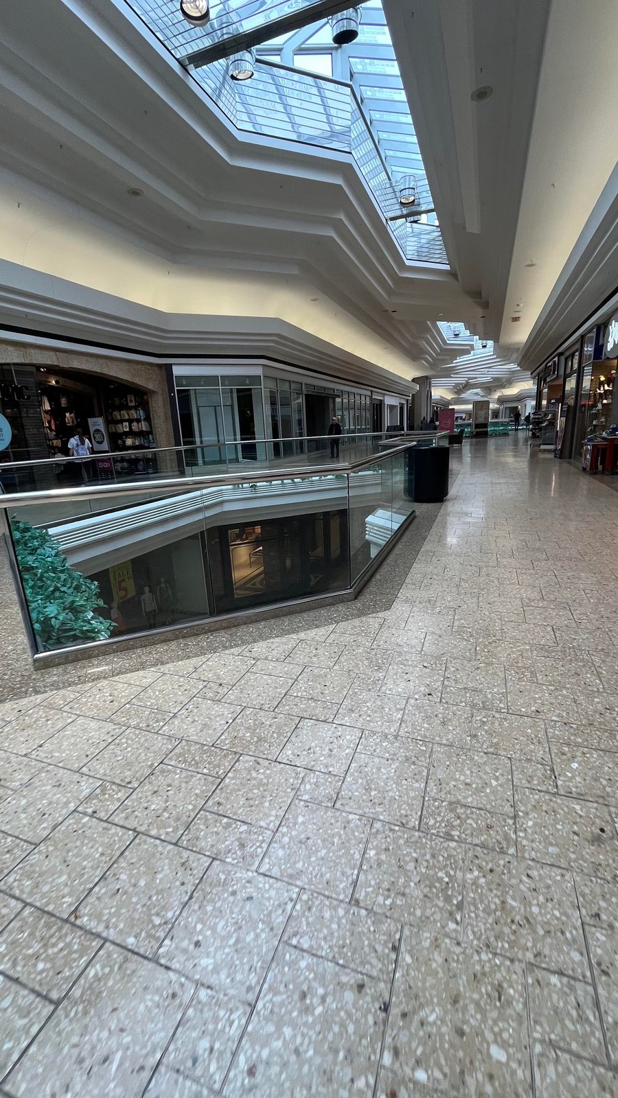 Turtle Creek Crossing - Gallery Photo 12