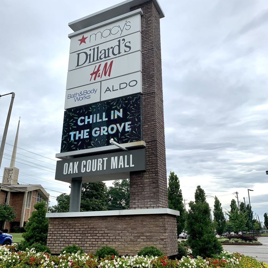 Cross Rhodes Shopping Center - Gallery Photo 4
