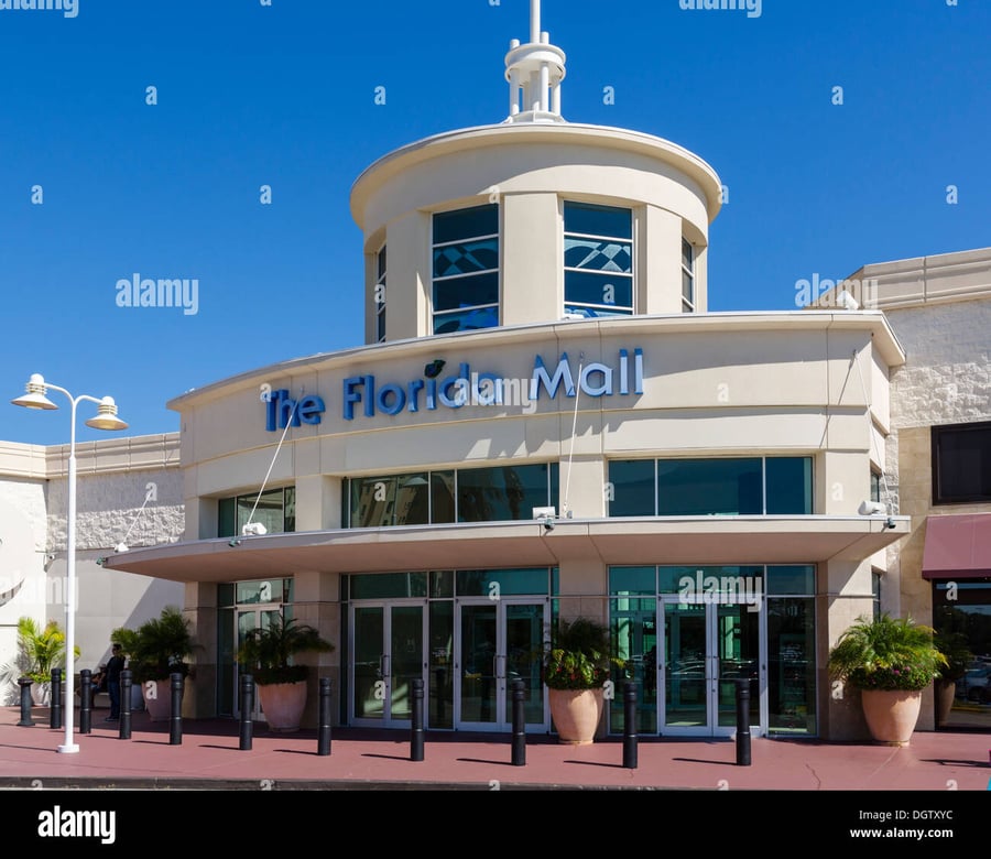 Ocean Springs Plaza - Gallery Photo 6