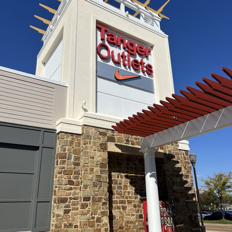 Stateline Road Shopping Center — Stores & Hours | Occupi