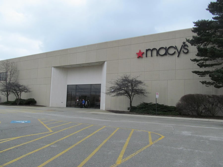 Getwell Oaks Shopping Center - Gallery Photo 2