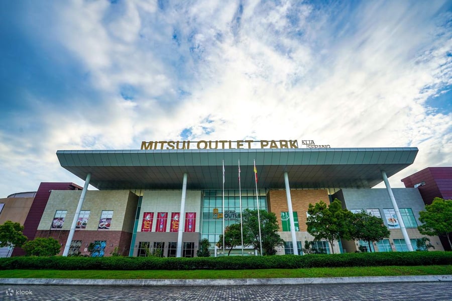 Mitsui Outlet Park Klia - Gallery Photo 4
