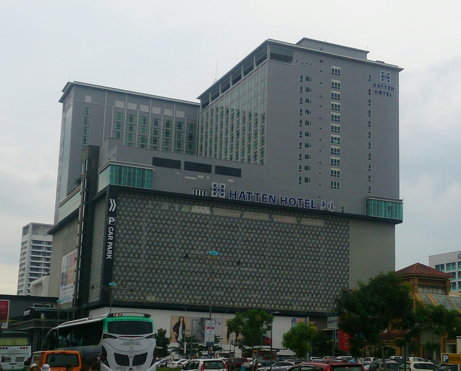 Hatten Square - Gallery Photo 7
