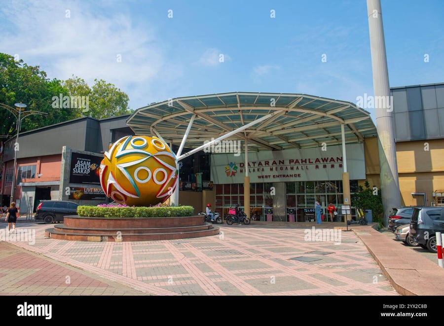 Dataran Pahlawan Melaka Megamall - Gallery Photo 1 Dataran Pahlawan Melaka Megamall - Gallery Photo 1